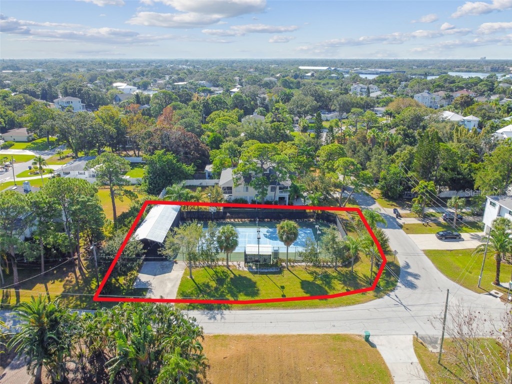 253 Shore Drive Palm Harbor FL 34683 U8213904 image1