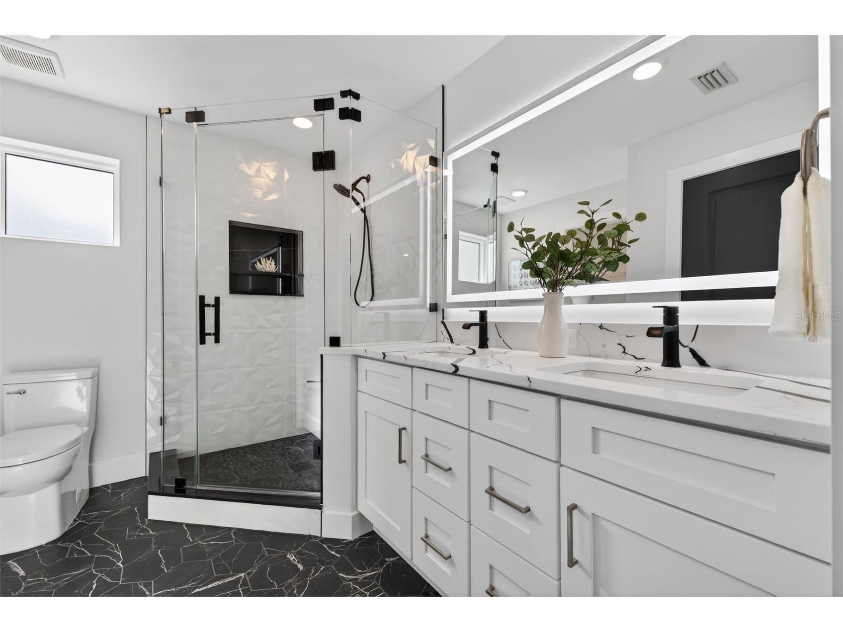 2530 34th Avenue N Saint Petersburg FL 33713 TB8456899 image30