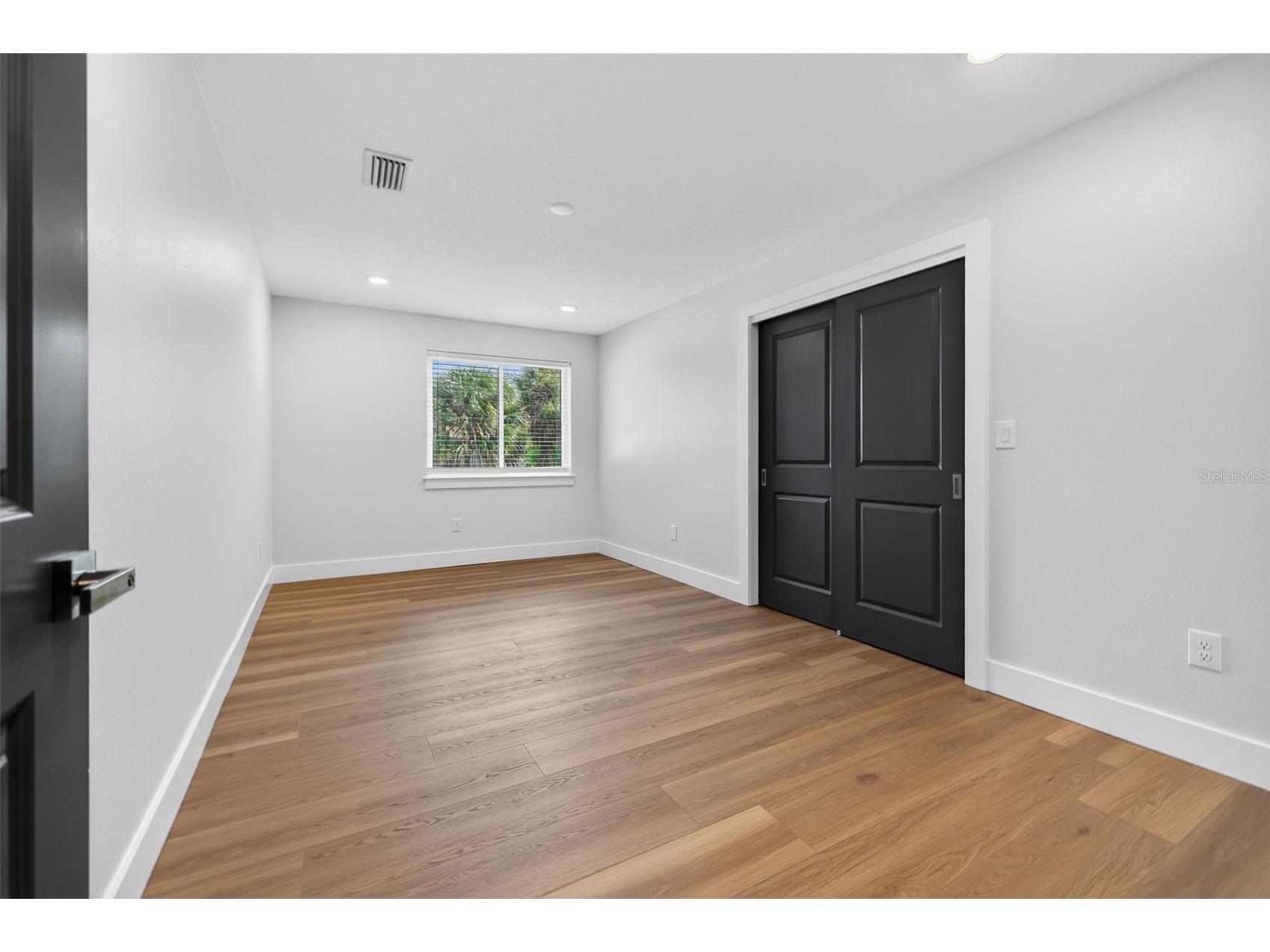 2530 34th Avenue N Saint Petersburg FL 33713 TB8456899 image33