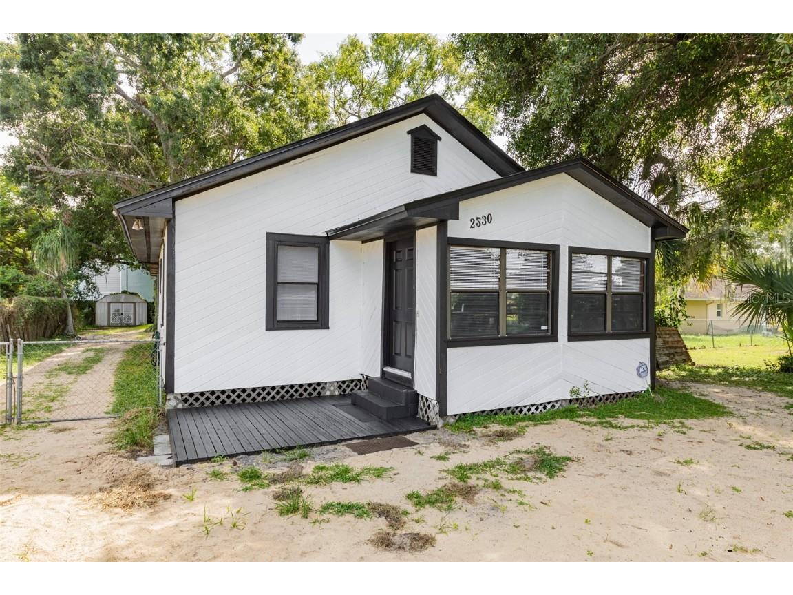 2530 Avenue F NW Winter Haven FL 33880 P4927359 image1