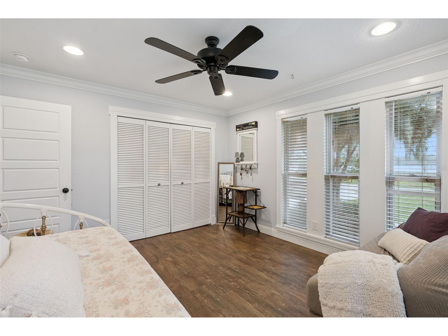 2530 E New York Avenue Deland FL 32724 - LAKE WINNEMISSETT O6411149 image25