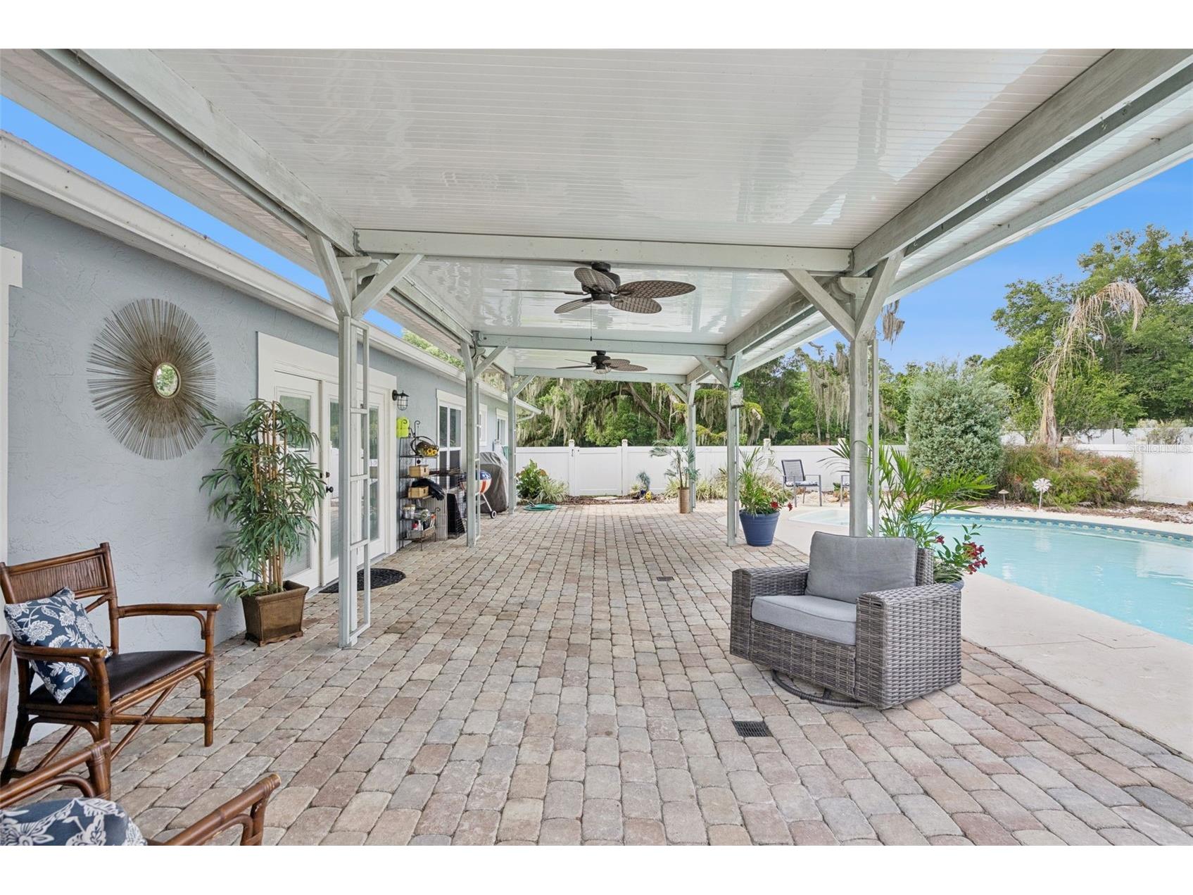 2530 E New York Avenue Deland FL 32724 - LAKE WINNEMISSETT O6411149 image37