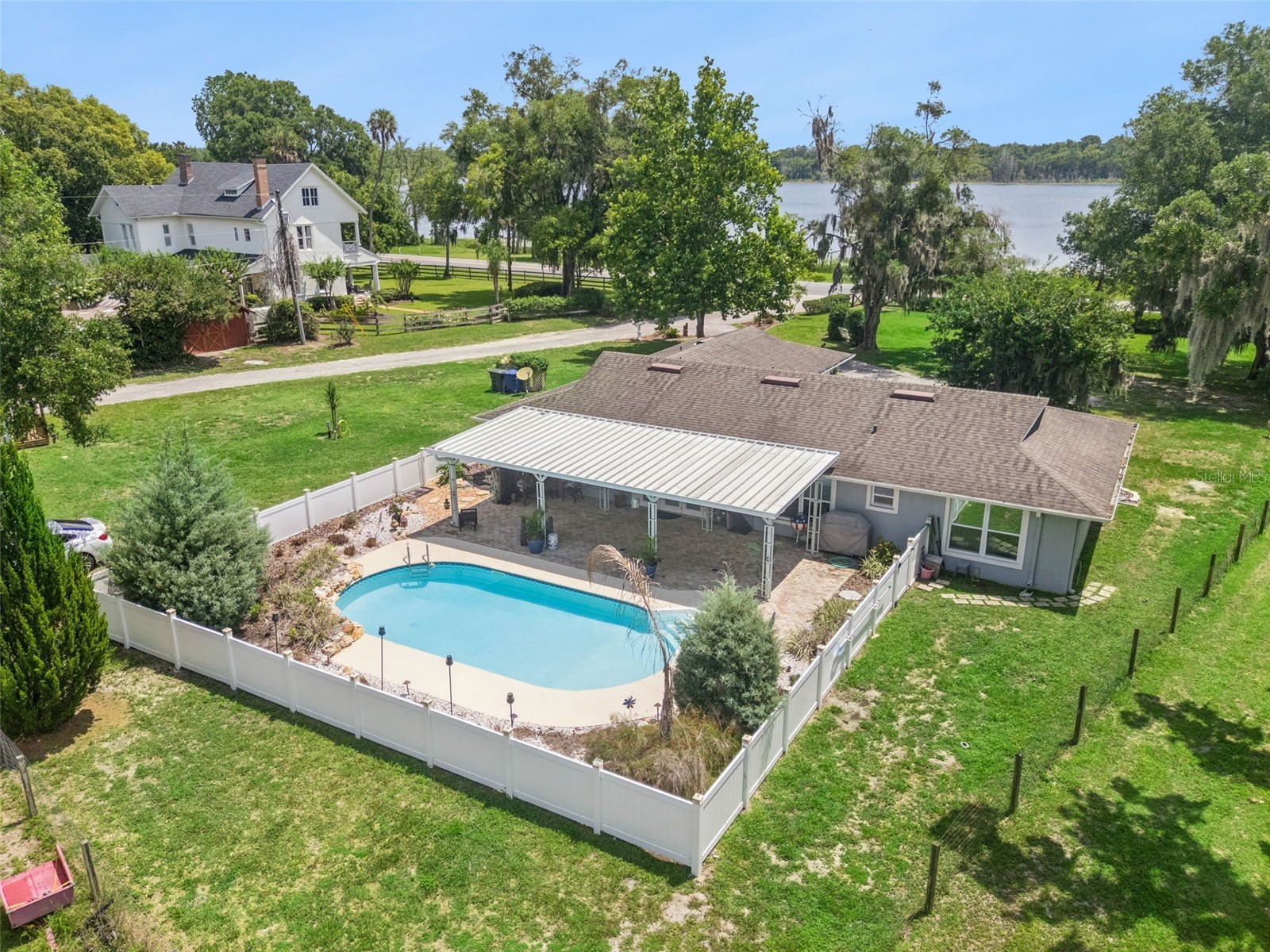 2530 E New York Avenue Deland FL 32724 - LAKE WINNEMISSETT O6411149 image48