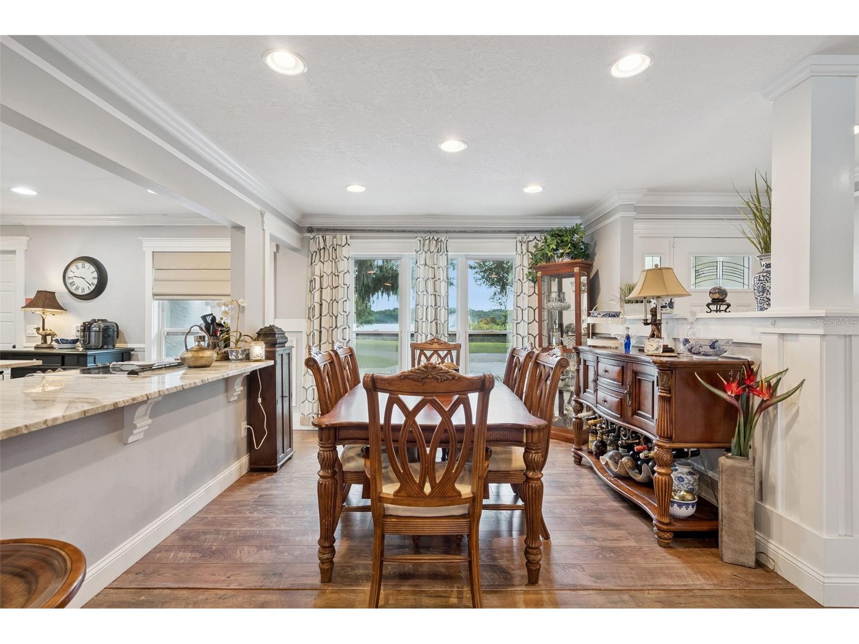 2530 E New York Avenue Deland FL 32724 - LAKE WINNEMISSETT O6411149 image9