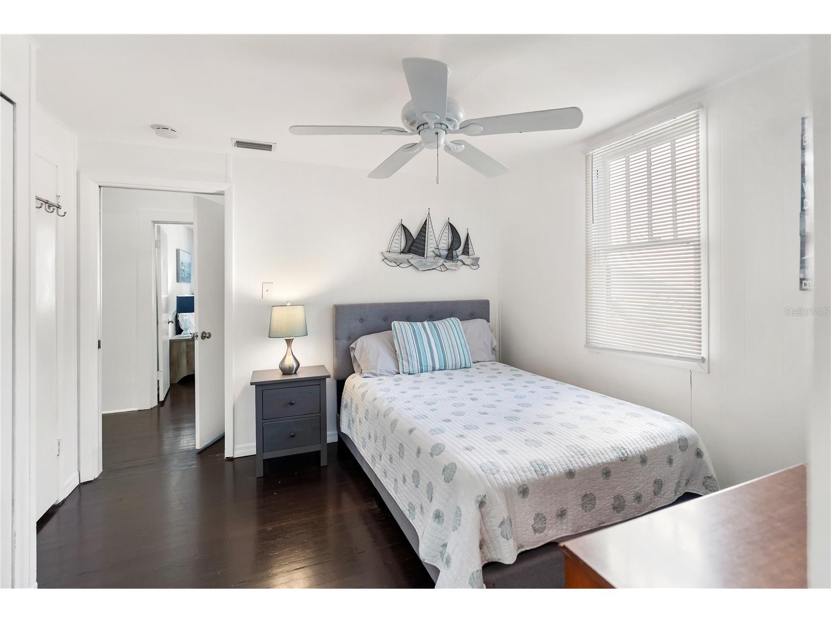 2530 Loma Linda Street Sarasota FL 34239 A4669972 image17