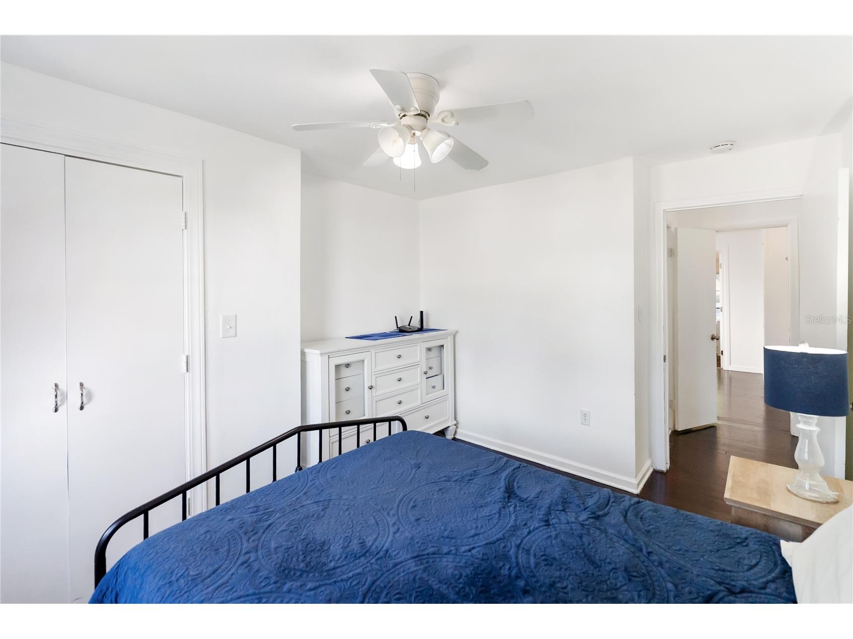 2530 Loma Linda Street Sarasota FL 34239 A4669972 image22