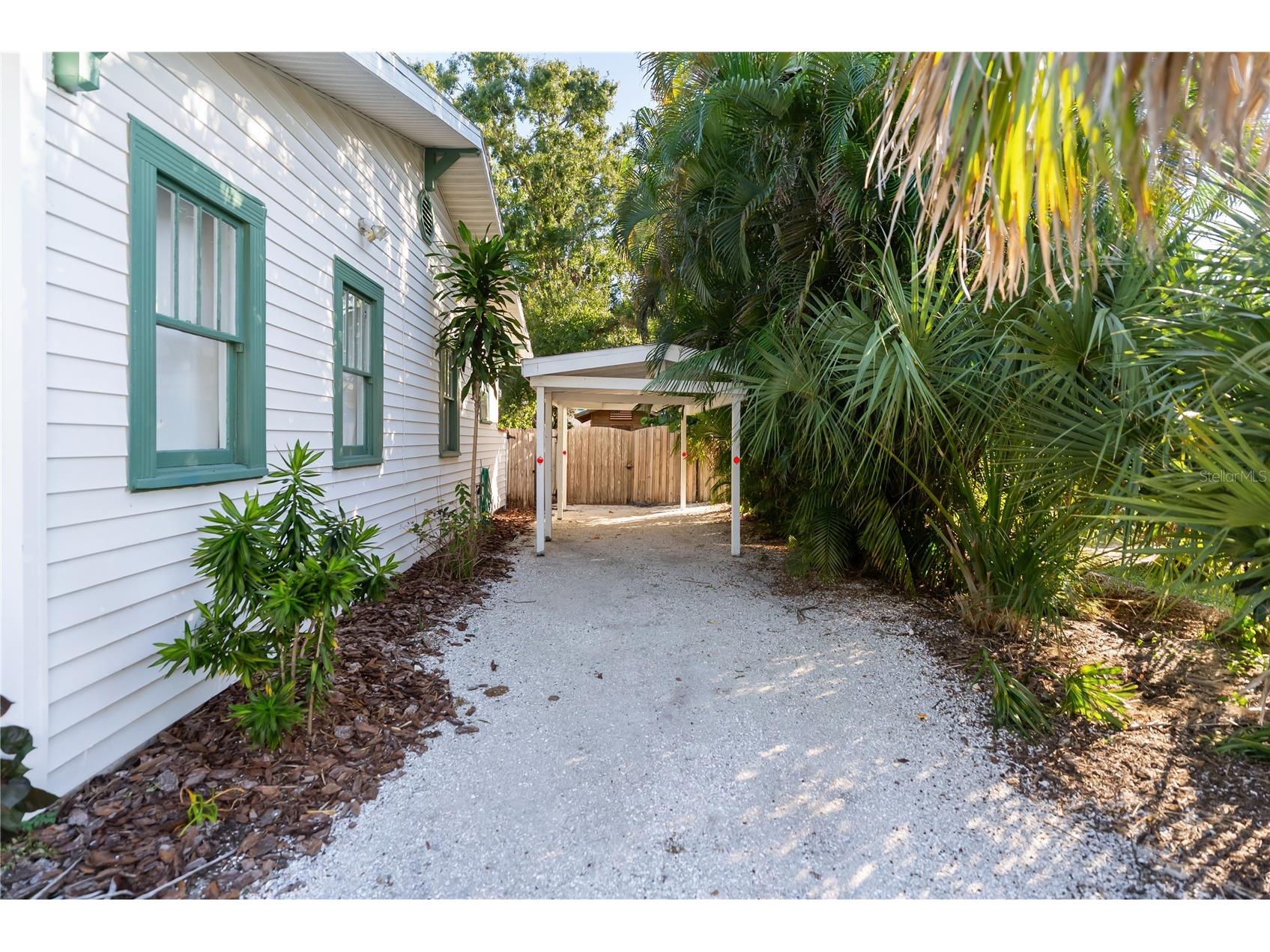 2530 Loma Linda Street Sarasota FL 34239 A4669972 image23