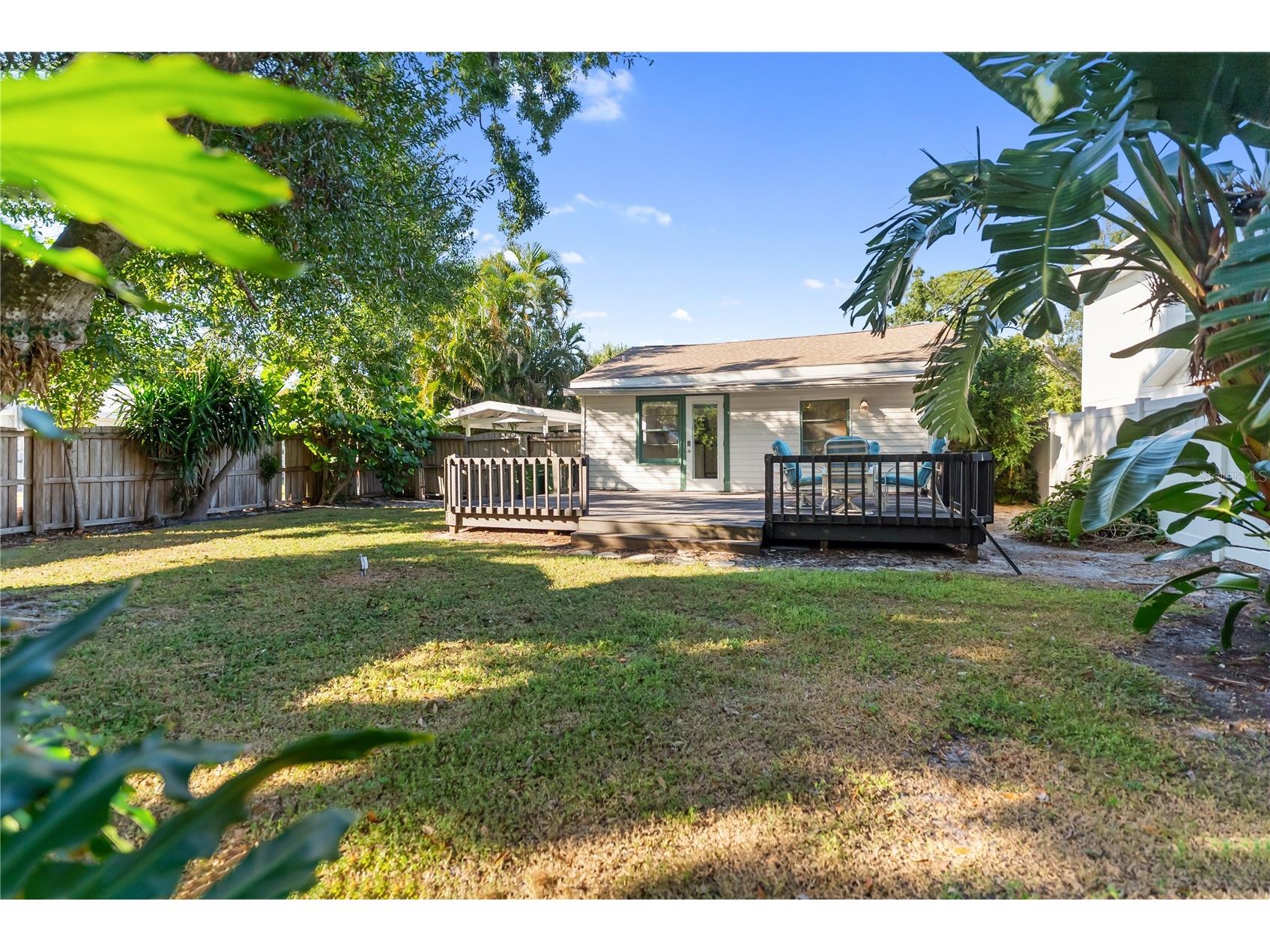 2530 Loma Linda Street Sarasota FL 34239 A4669972 image26