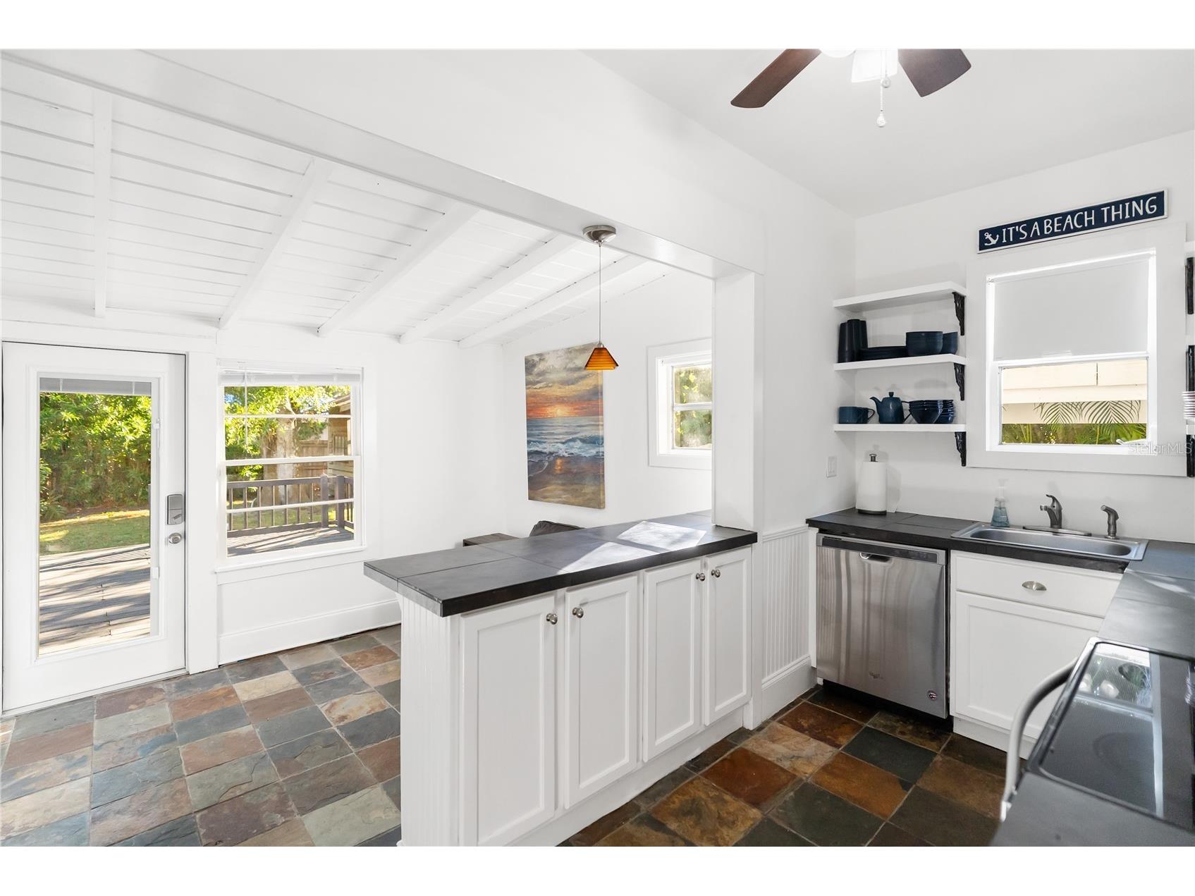 2530 Loma Linda Street Sarasota FL 34239 A4669972 image39