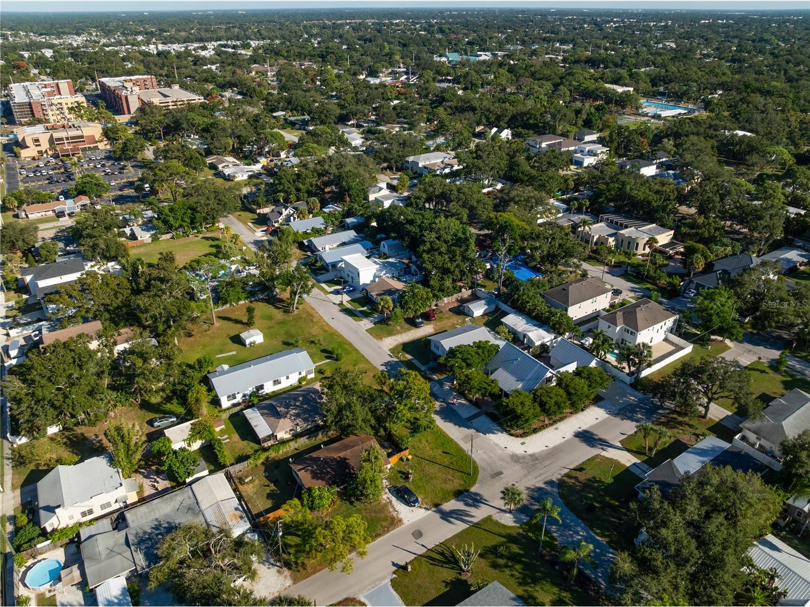 2530 Loma Linda Street Sarasota FL 34239 A4669972 image45