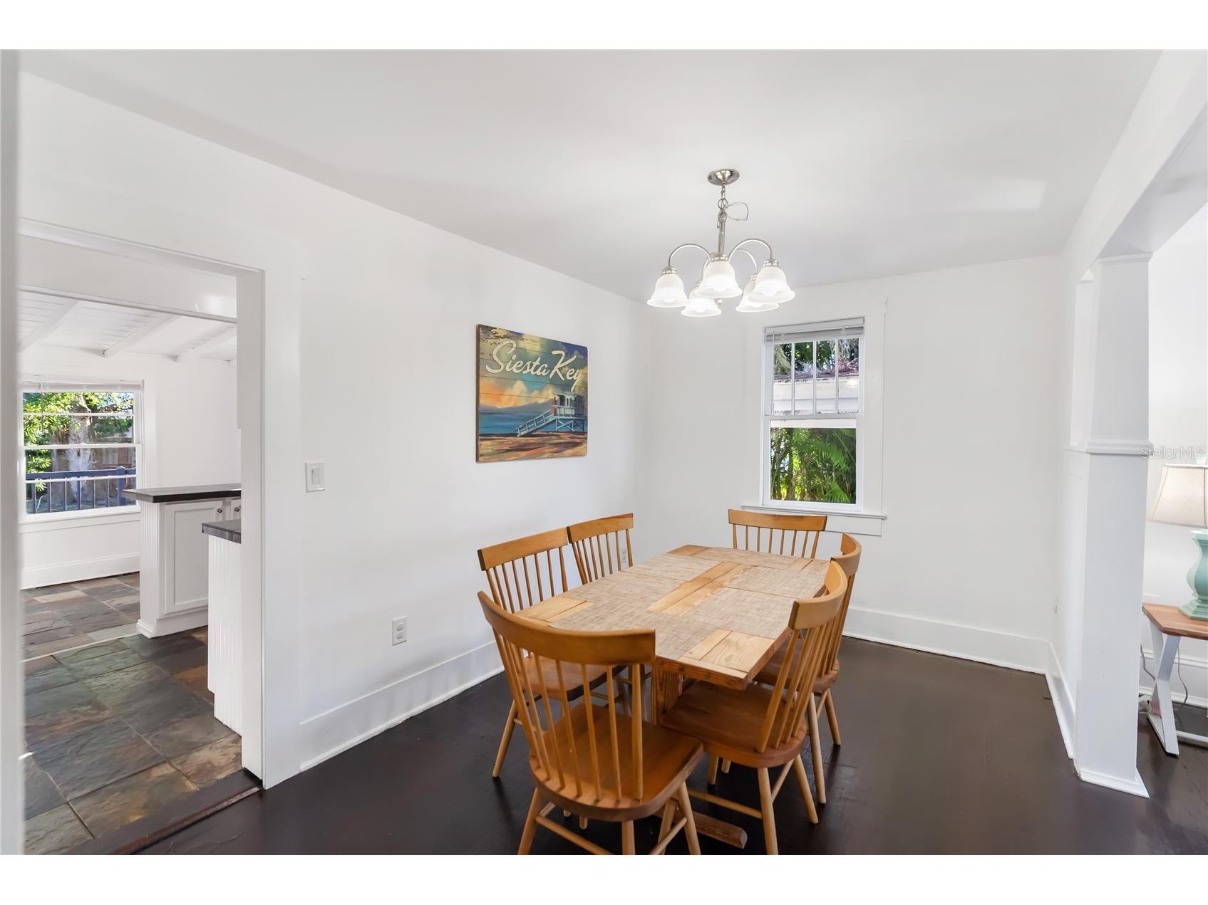 2530 Loma Linda Street Sarasota FL 34239 A4669972 image9