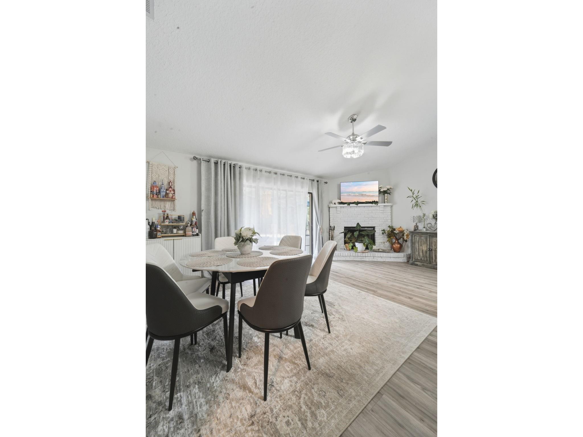 2530 M And M Lane Orange City FL 32763 V4949232 image22
