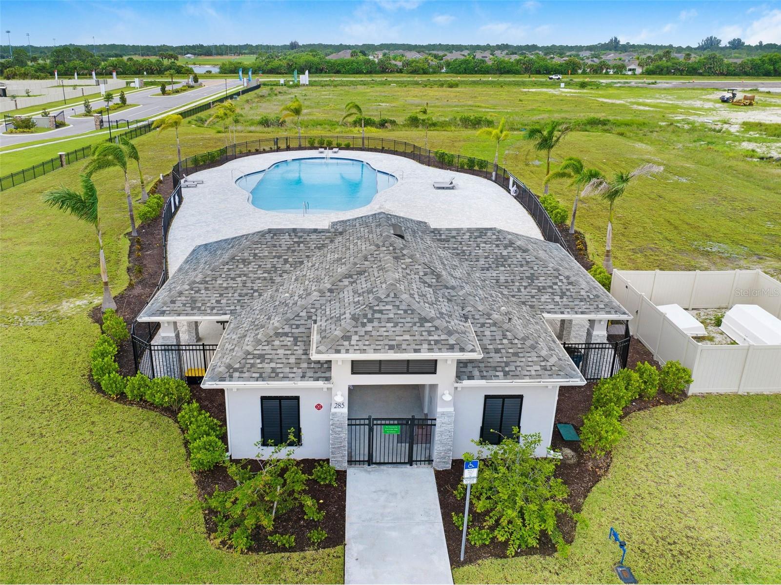 2530 Roygaris Street NW Palm Bay FL 32907 V4949040 image39