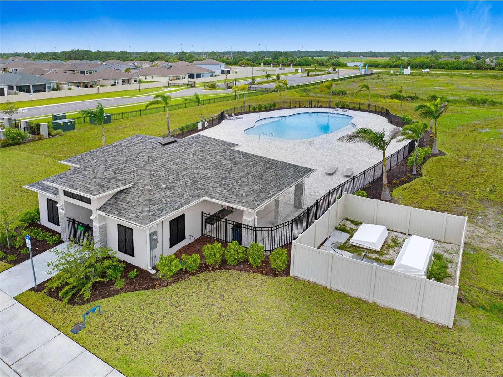 2530 Roygaris Street NW Palm Bay FL 32907 V4949040 image40