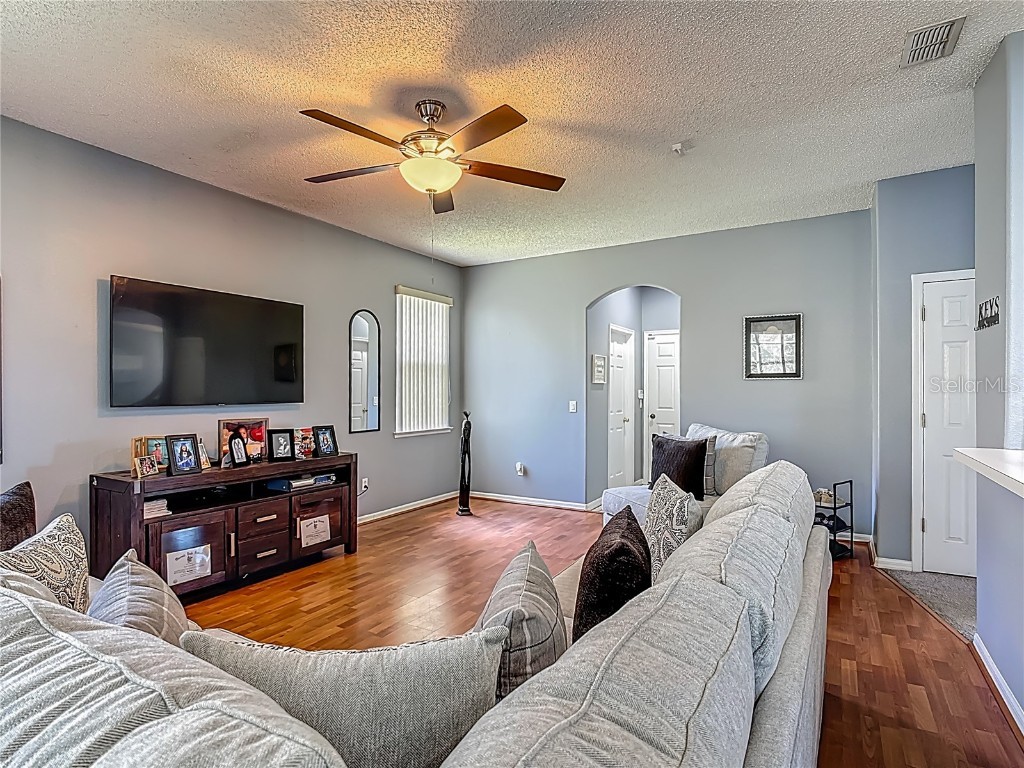 2530 The Oaks Boulevard Kissimmee FL 34746 O6319826 image14