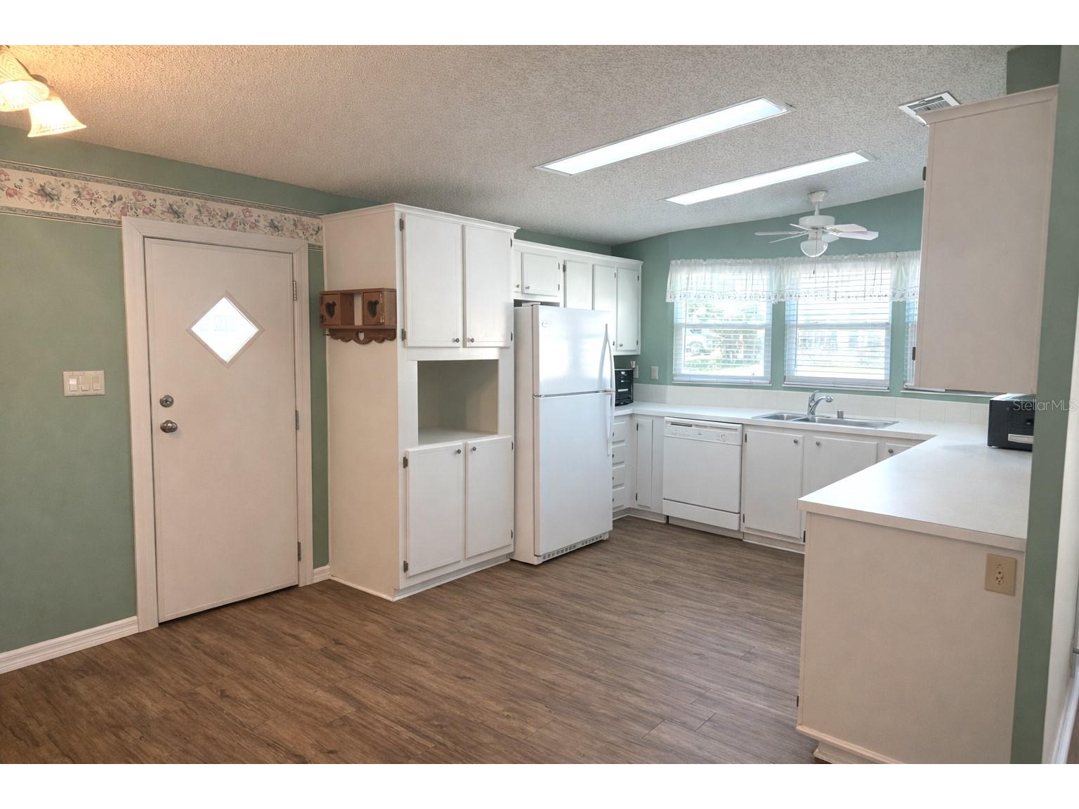 25308 Casa Del Lago Lane Leesburg FL 34748 G5107740 image10
