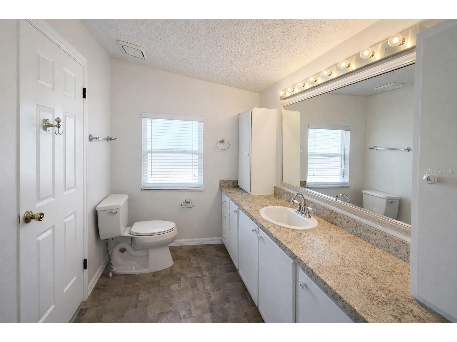 25308 Casa Del Lago Lane Leesburg FL 34748 G5107740 image15