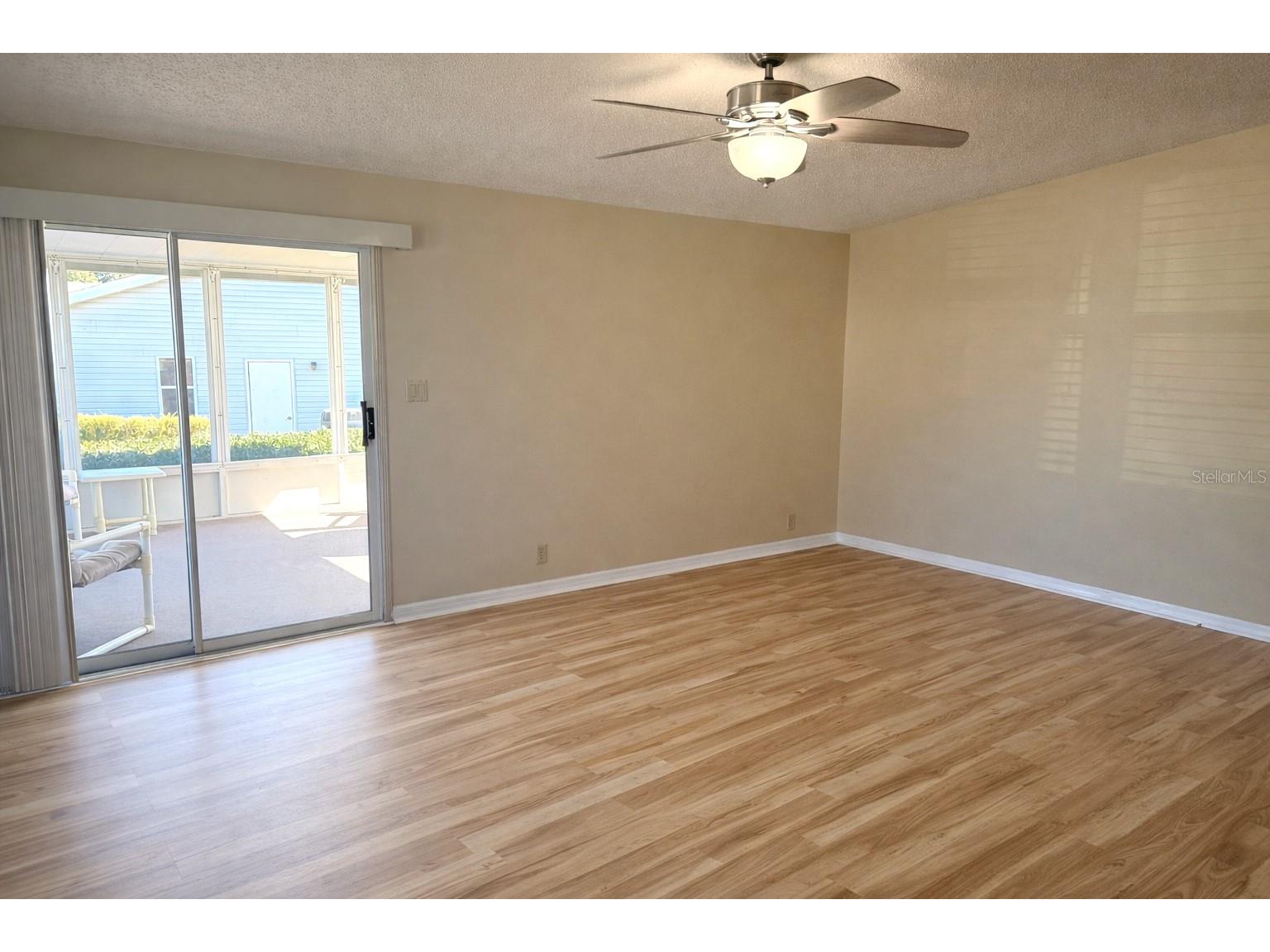 25308 Casa Del Lago Lane Leesburg FL 34748 G5107740 image7