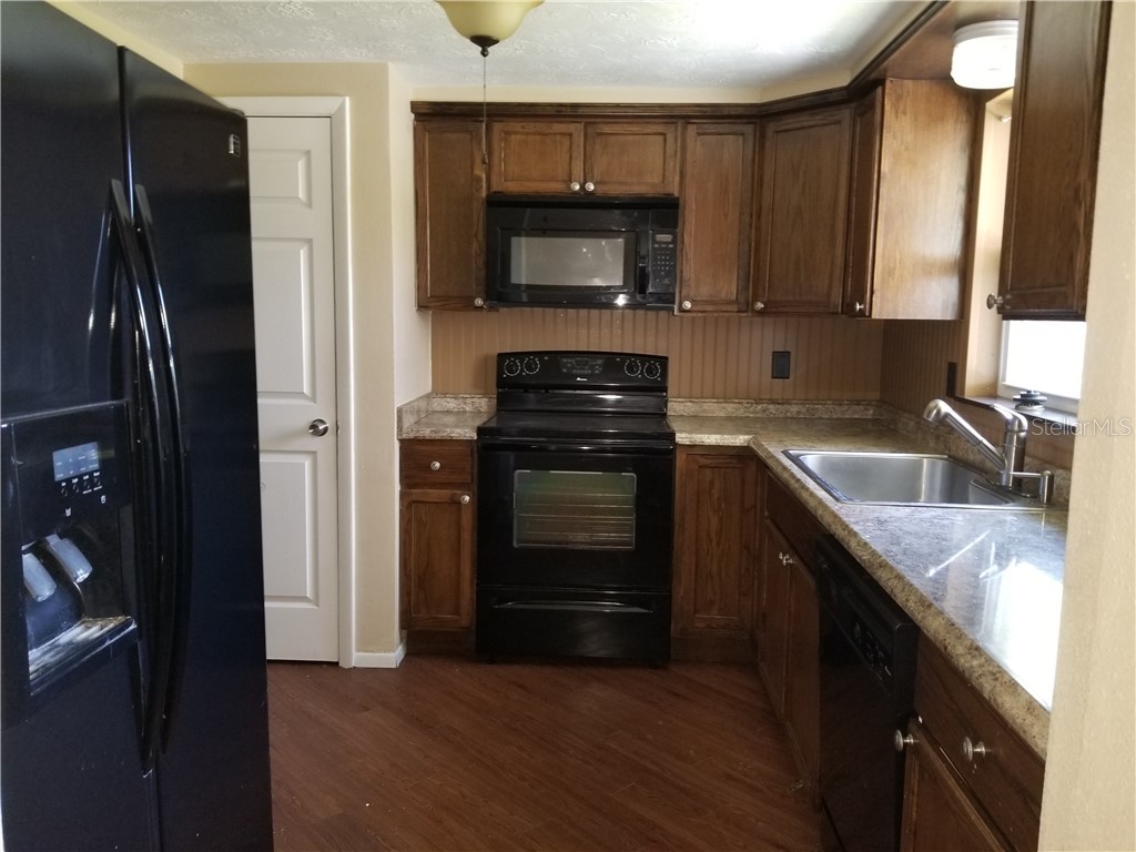 2531 Almond Drive Holiday FL 34691 TB8447585 image9