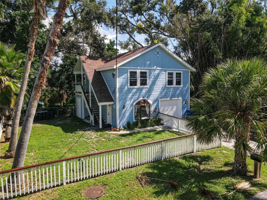 2531 Portland Street #A Sarasota FL 34231 A4663890 image1