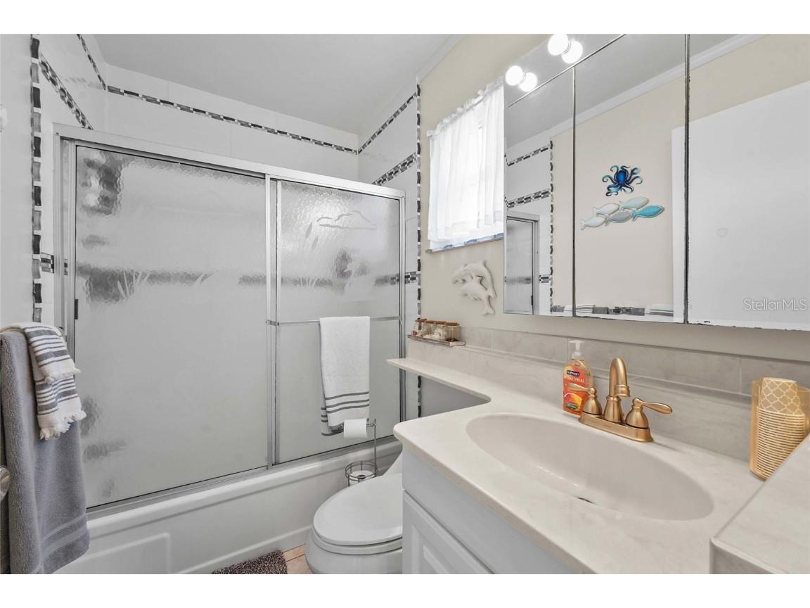 2531 Riverbluff Parkway #V181 Sarasota FL 34231 A4673298 image35