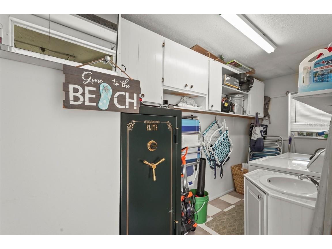 2531 Riverbluff Parkway #V181 Sarasota FL 34231 A4673298 image36