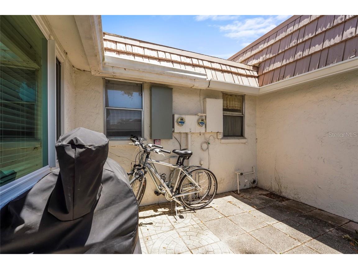 2531 Riverbluff Parkway #V181 Sarasota FL 34231 A4673298 image38