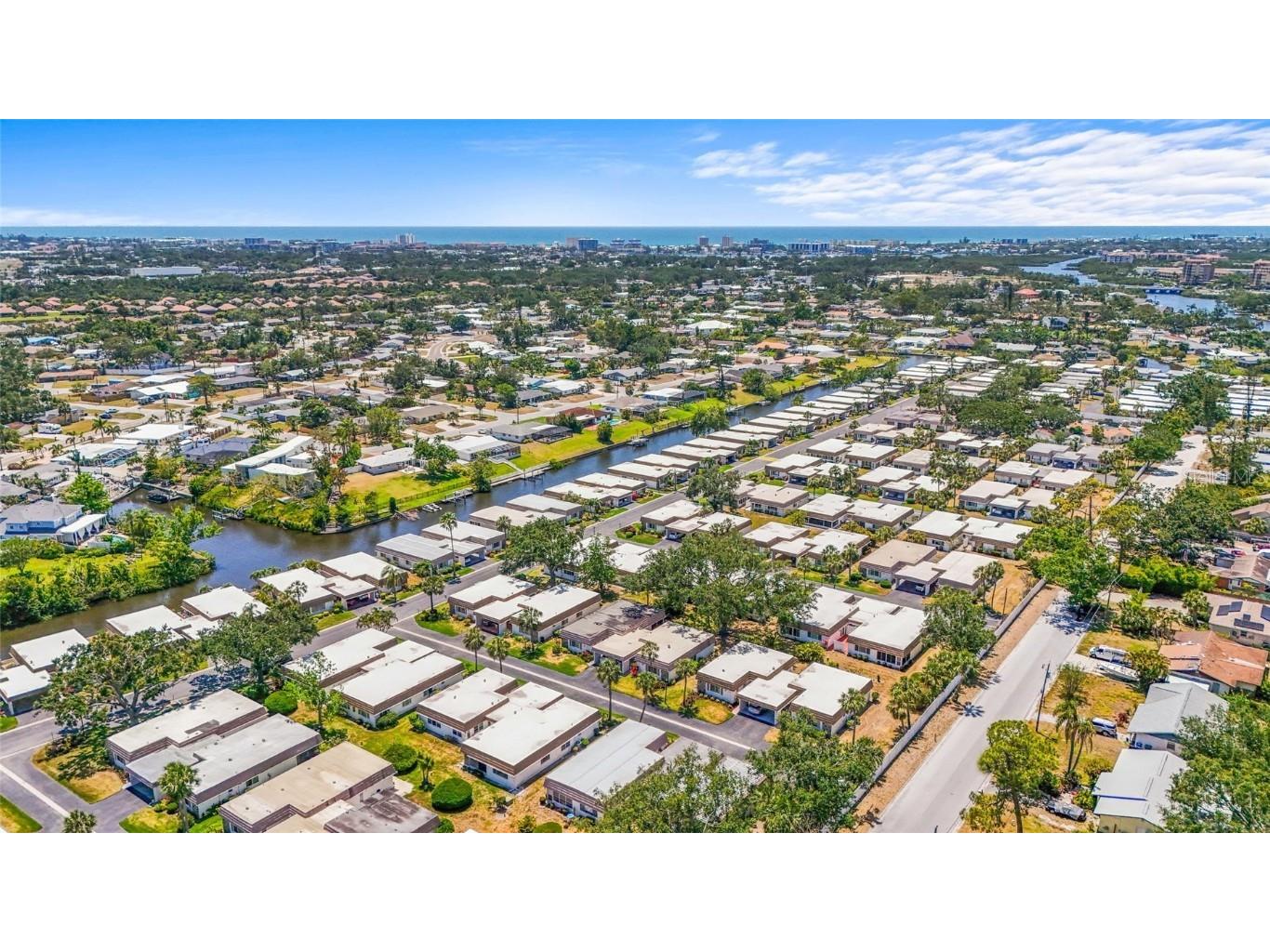 2531 Riverbluff Parkway #V181 Sarasota FL 34231 A4673298 image46