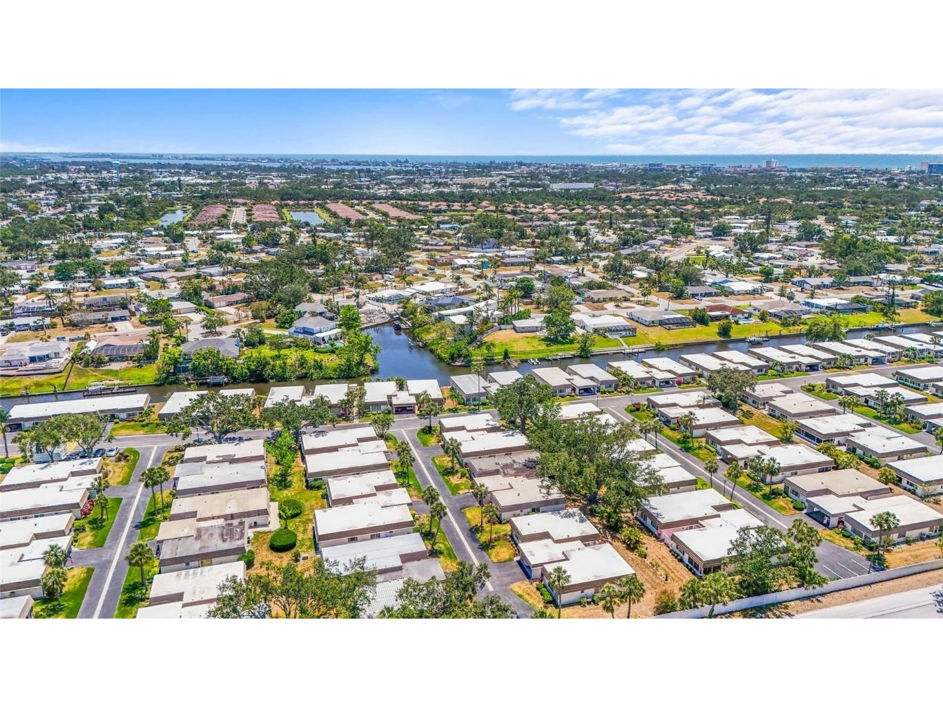 2531 Riverbluff Parkway #V181 Sarasota FL 34231 A4673298 image47