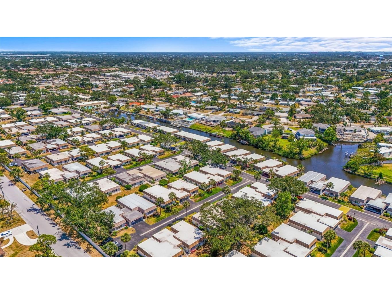 2531 Riverbluff Parkway #V181 Sarasota FL 34231 A4673298 image48
