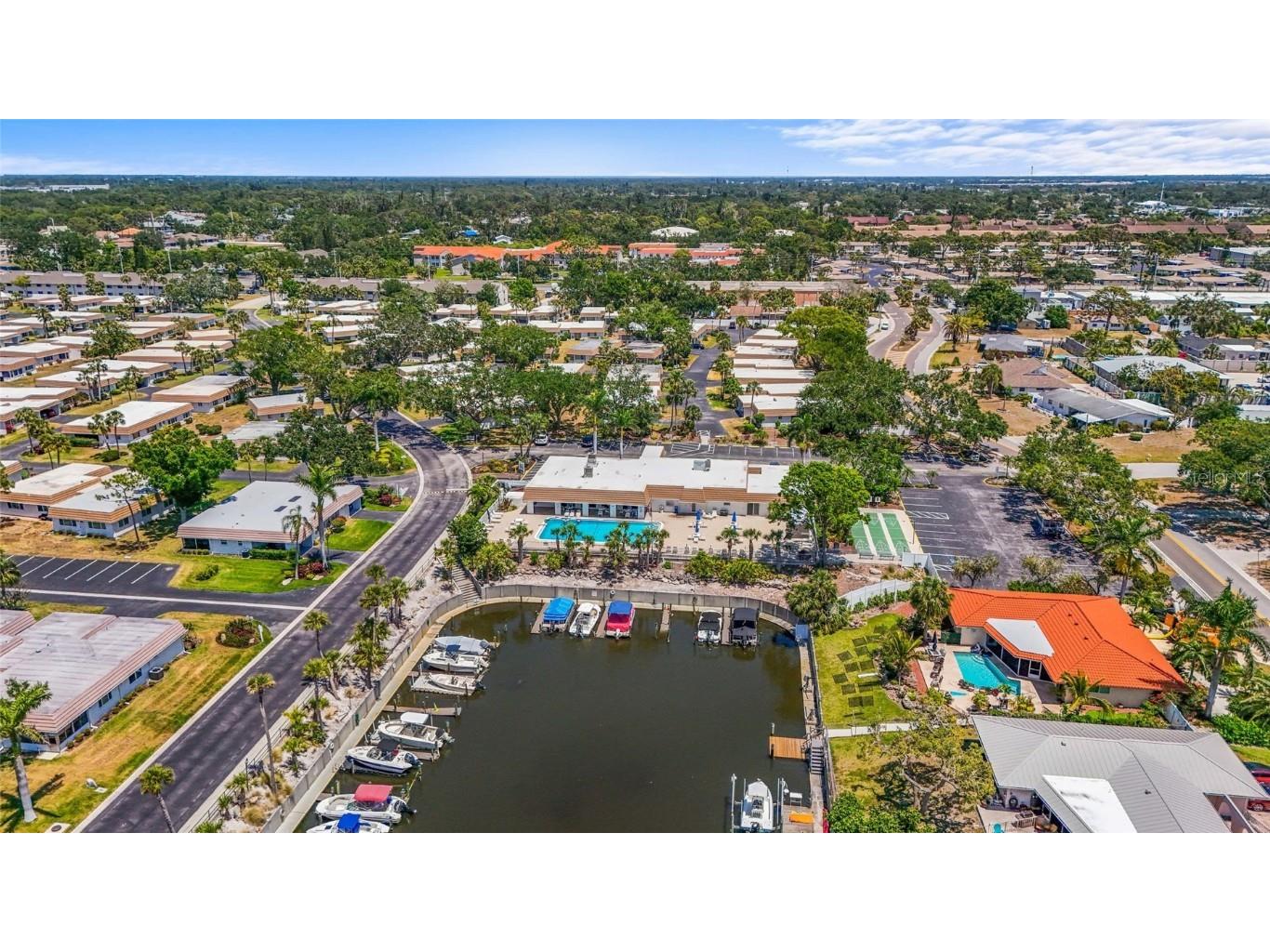 2531 Riverbluff Parkway #V181 Sarasota FL 34231 A4673298 image54
