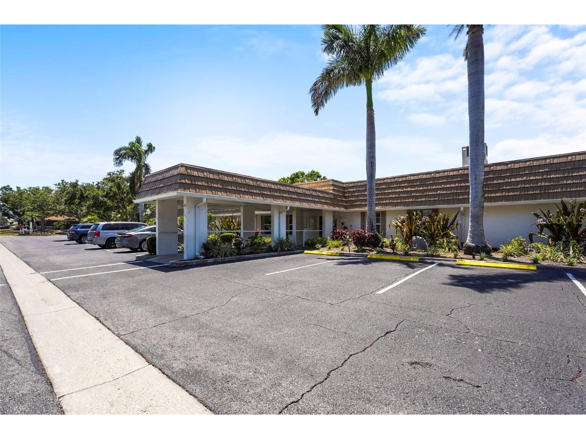 2531 Riverbluff Parkway #V181 Sarasota FL 34231 A4673298 image56