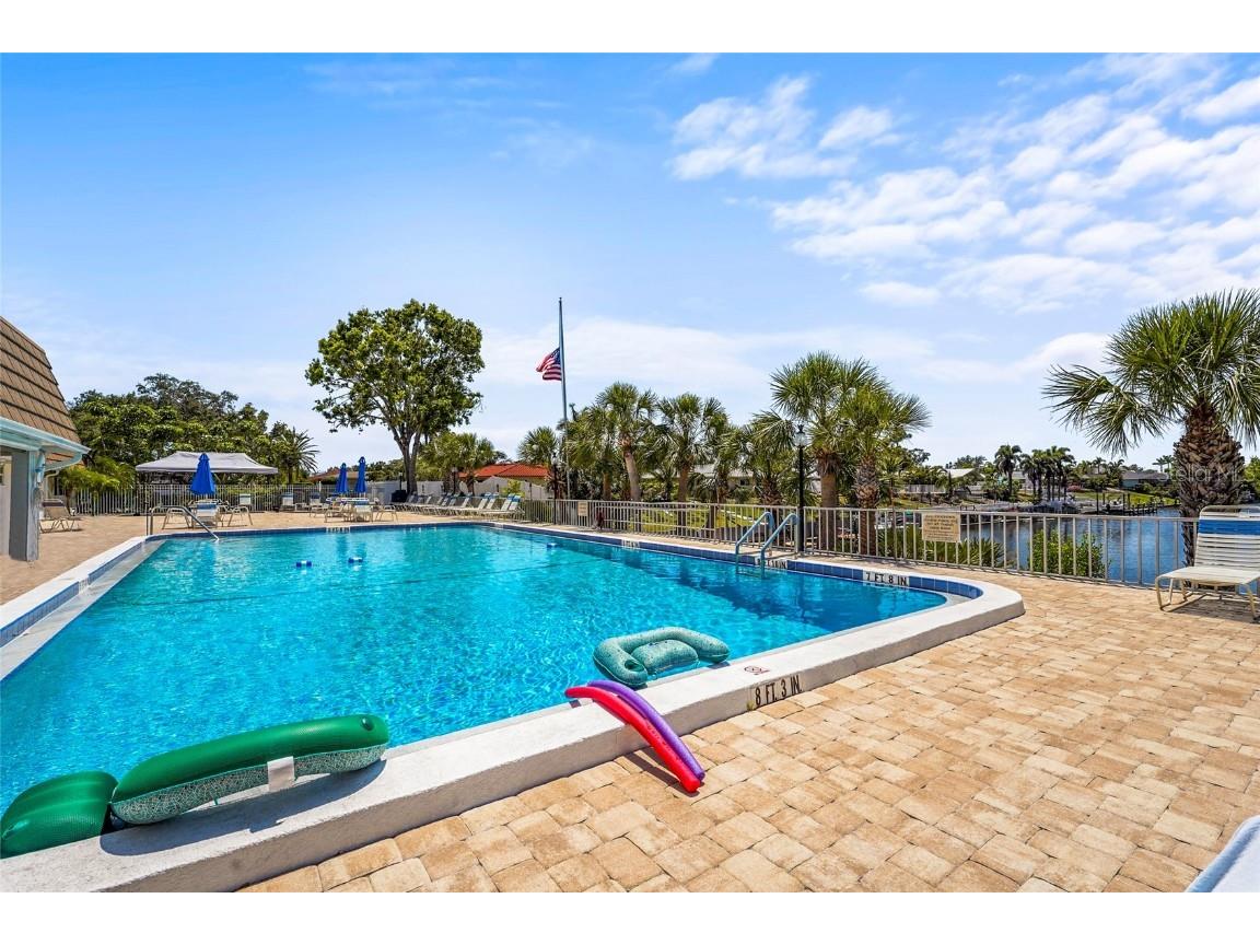 2531 Riverbluff Parkway #V181 Sarasota FL 34231 A4673298 image57