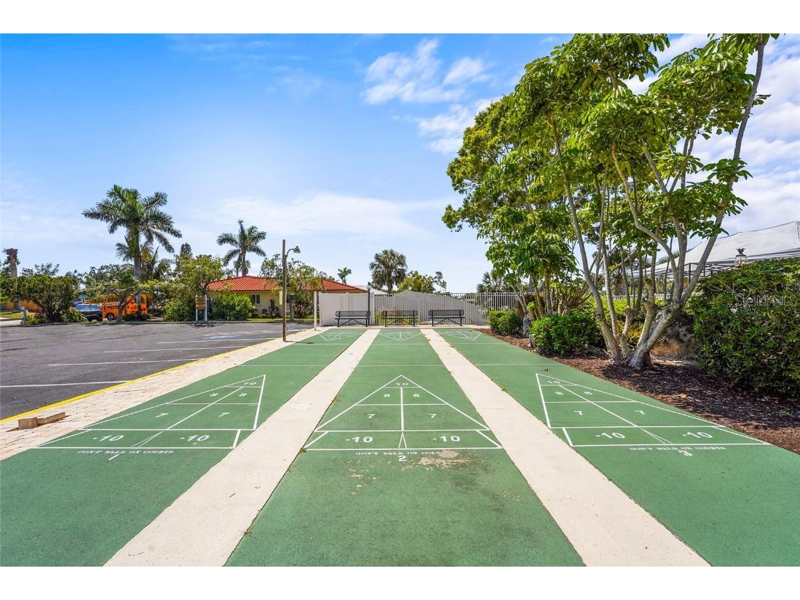 2531 Riverbluff Parkway #V181 Sarasota FL 34231 A4673298 image63