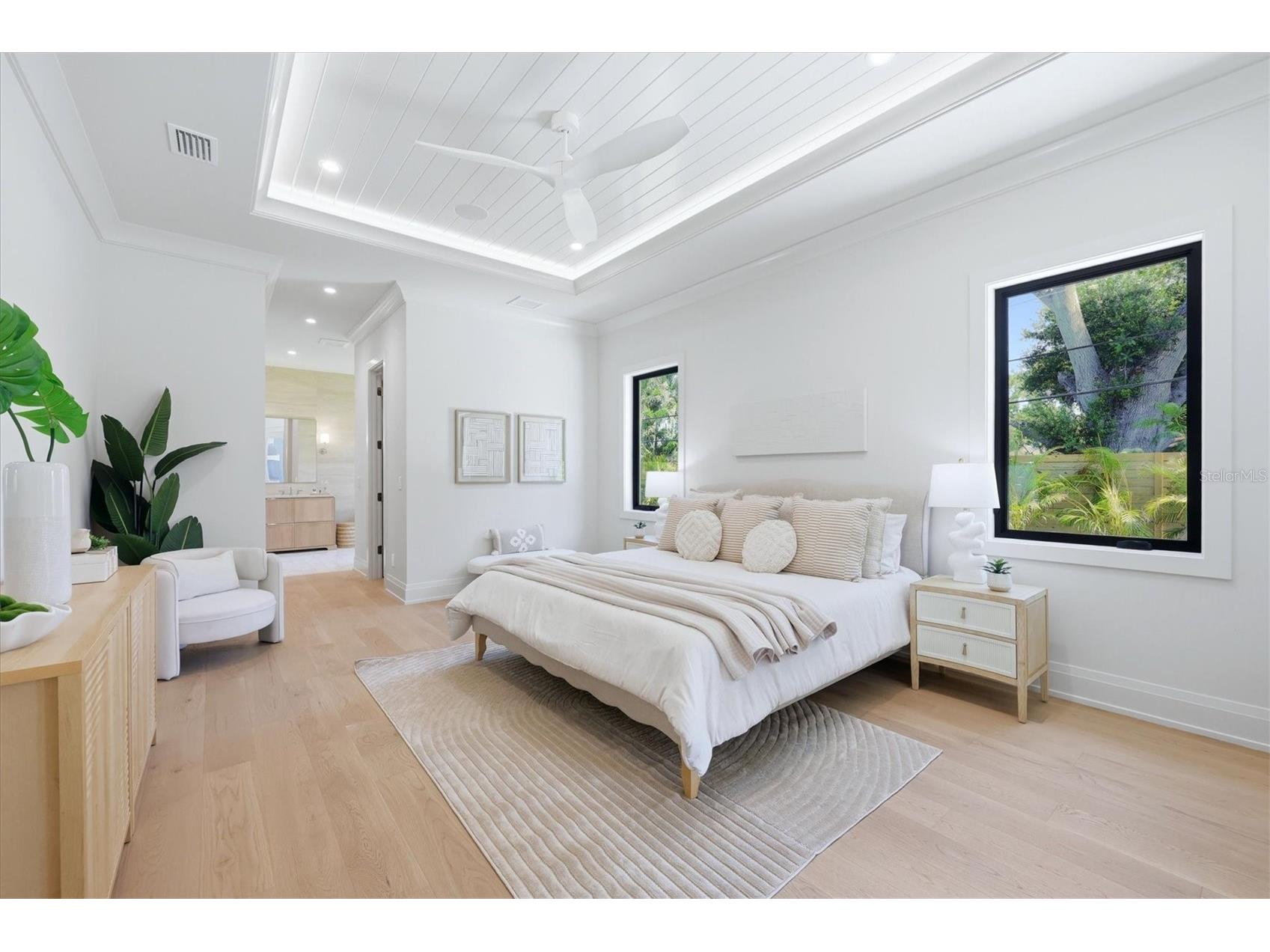 2531 Wisteria Street Sarasota FL 34239 A4694903 image18