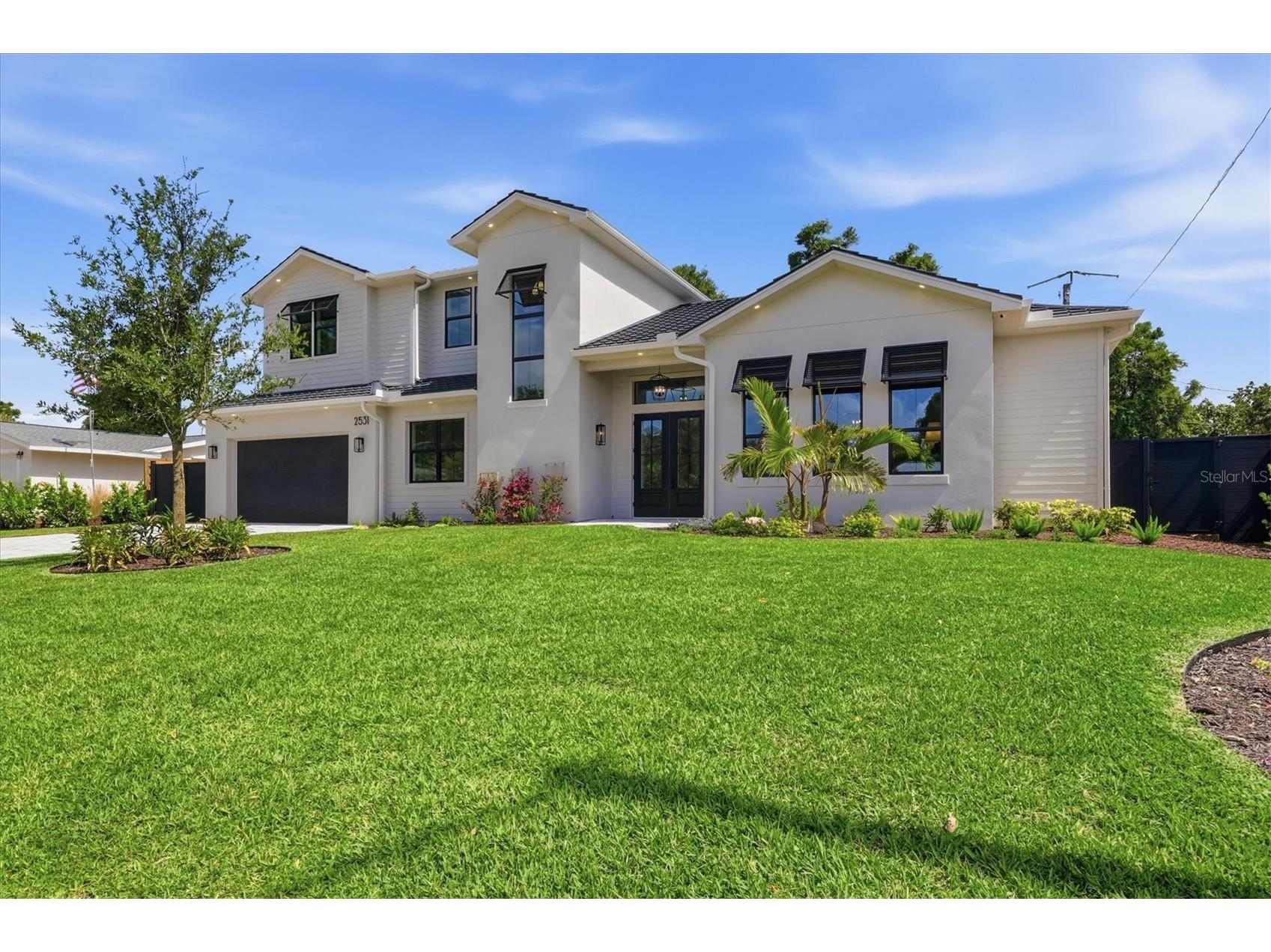 2531 Wisteria Street Sarasota FL 34239 A4694903 image3