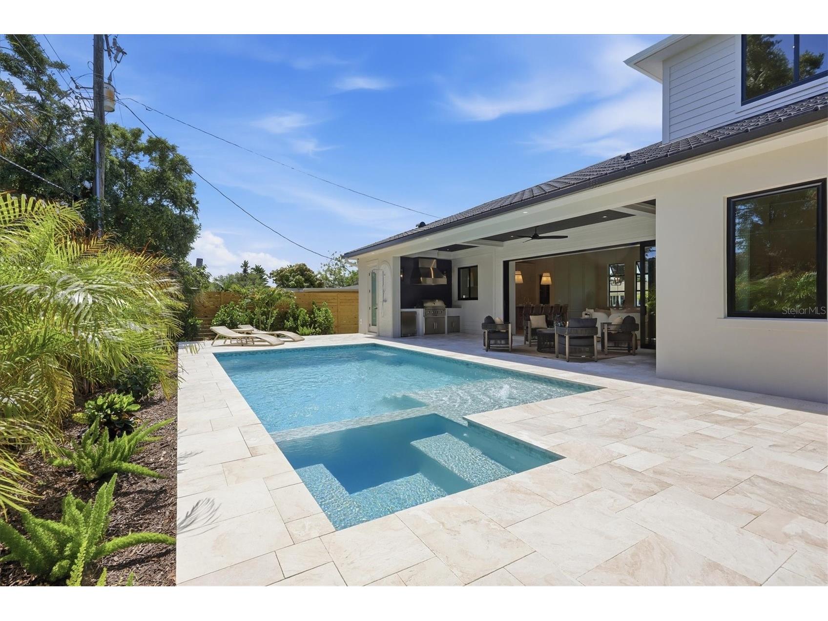 2531 Wisteria Street Sarasota FL 34239 A4694903 image53