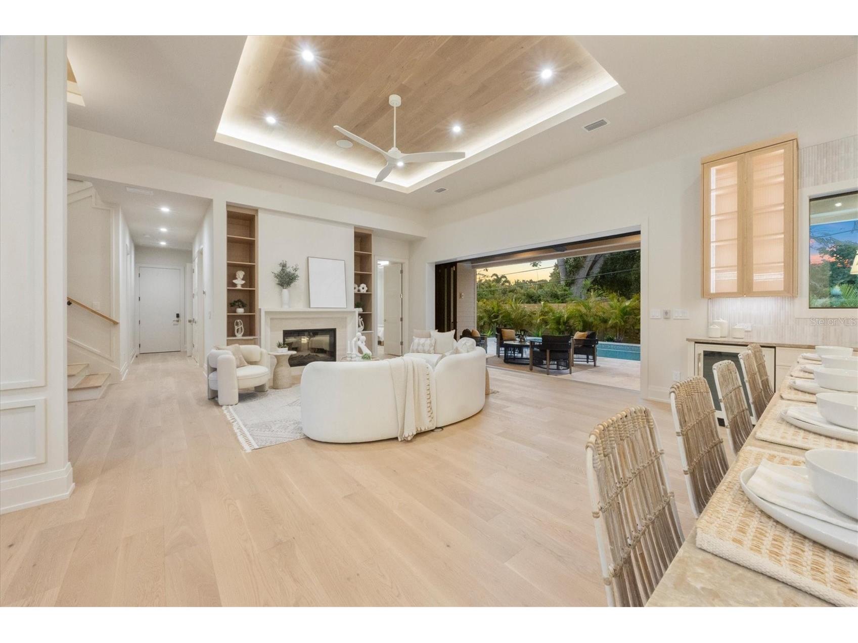 2531 Wisteria Street Sarasota FL 34239 A4694903 image57