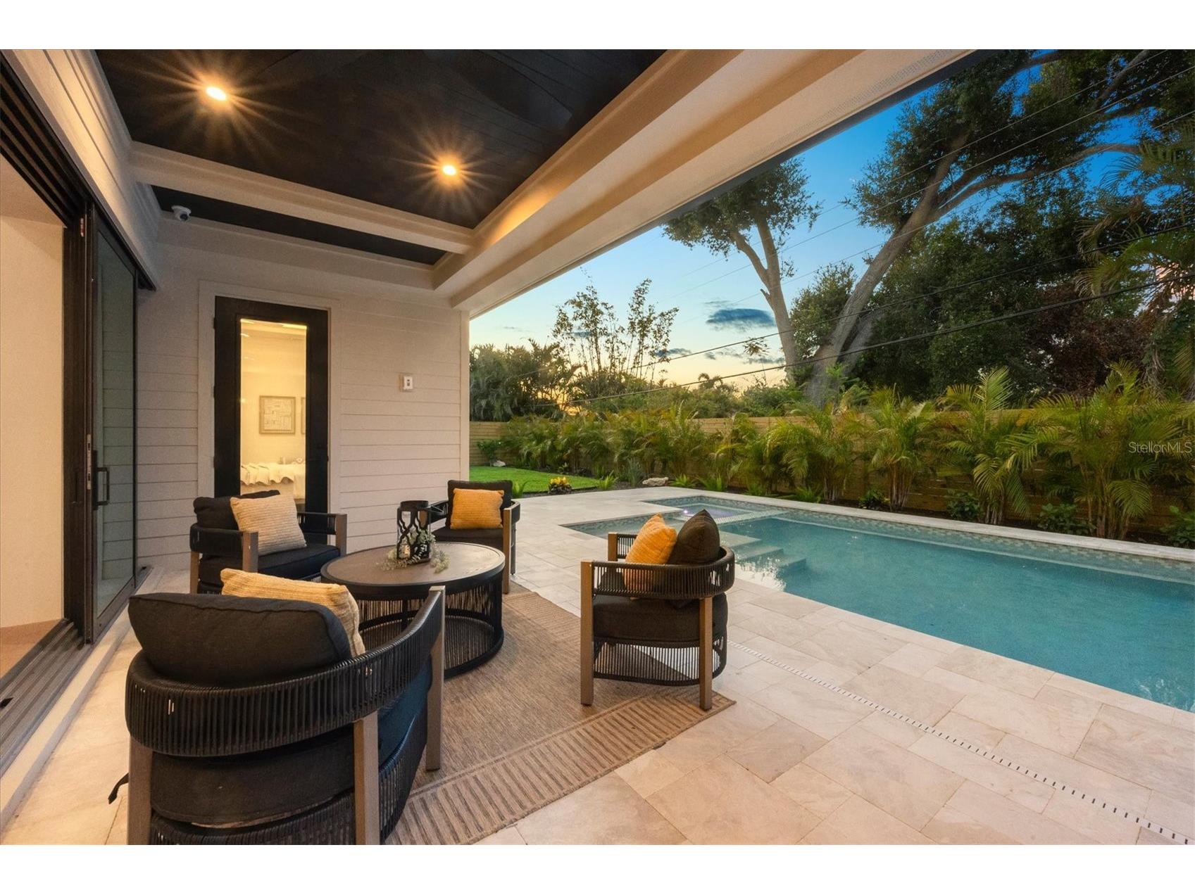 2531 Wisteria Street Sarasota FL 34239 A4694903 image58