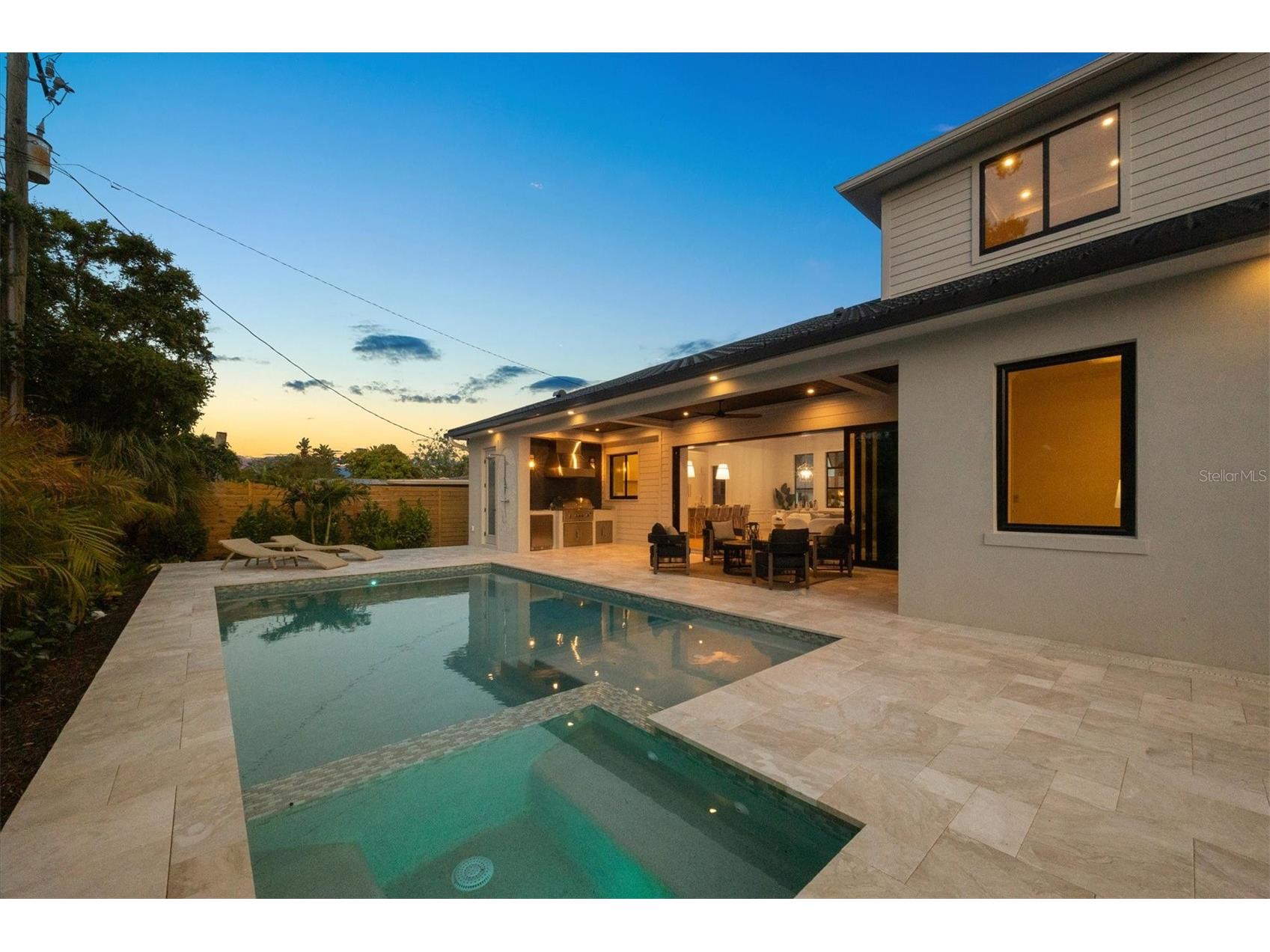 2531 Wisteria Street Sarasota FL 34239 A4694903 image63