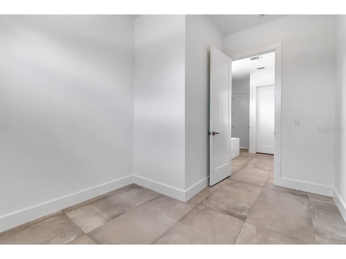 2532 Fruit Tree Drive Sarasota FL 34239 A4662213 image24