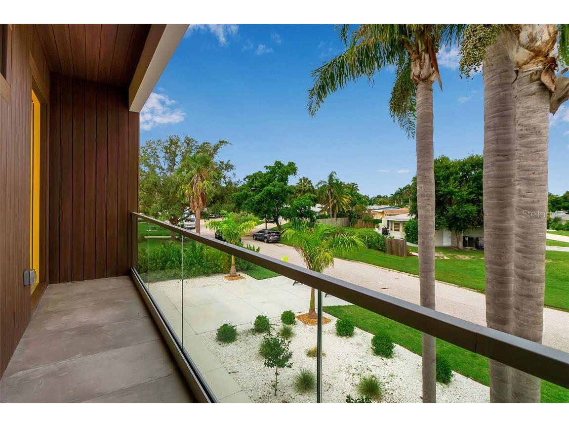 2532 Fruit Tree Drive Sarasota FL 34239 A4662213 image33