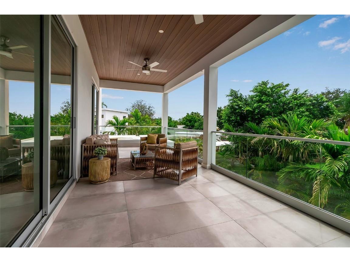 2532 Fruit Tree Drive Sarasota FL 34239 A4662213 image35