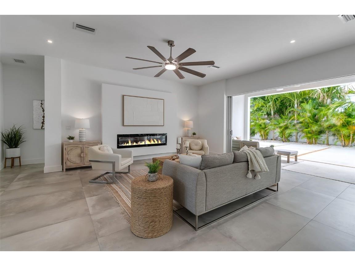 2532 Fruit Tree Drive Sarasota FL 34239 A4662213 image5