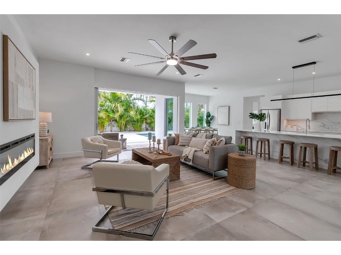 2532 Fruit Tree Drive Sarasota FL 34239 A4662213 image8