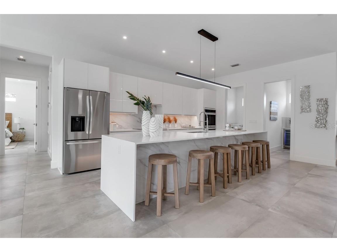 2532 Fruit Tree Drive Sarasota FL 34239 A4662213 image9