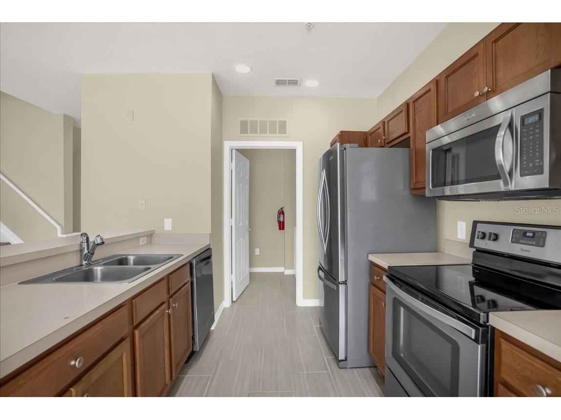 2532 Grand Central Parkway #1 Orlando FL 32839 S5137666 image4