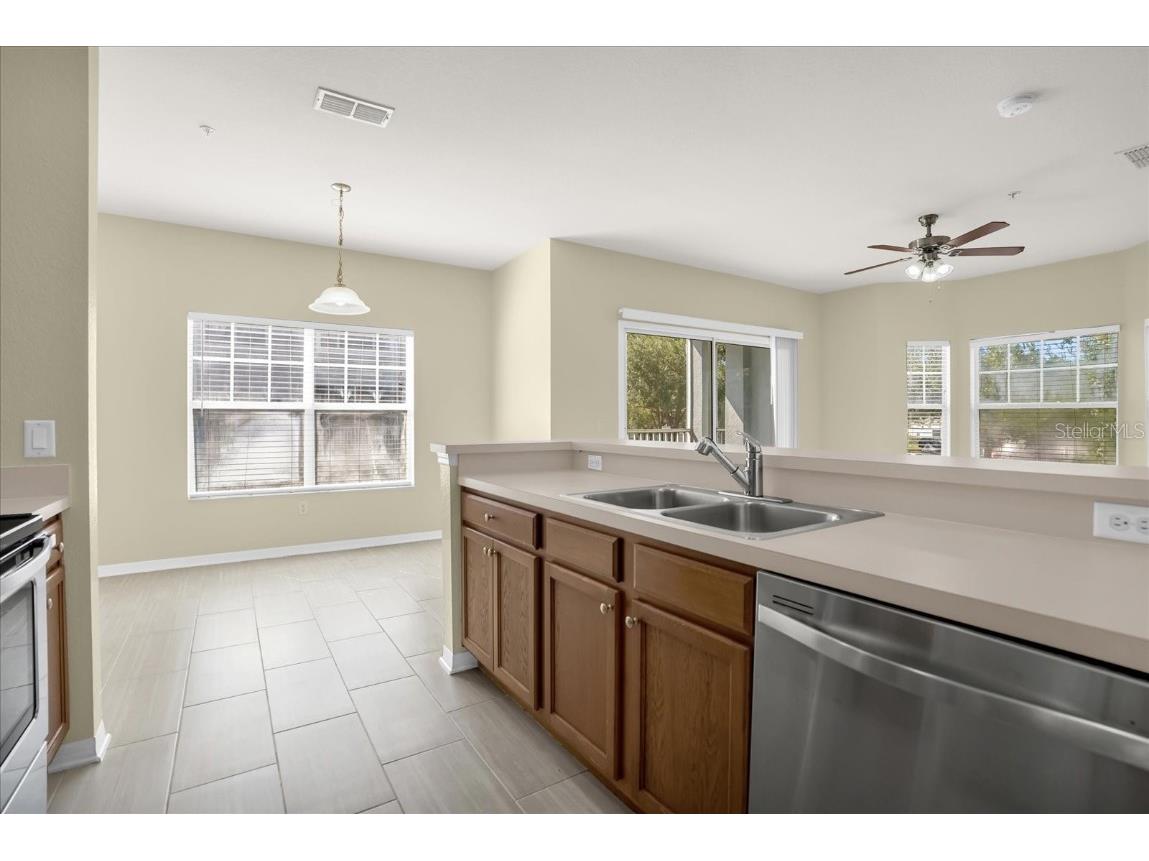 2532 Grand Central Parkway #1 Orlando FL 32839 S5137666 image7