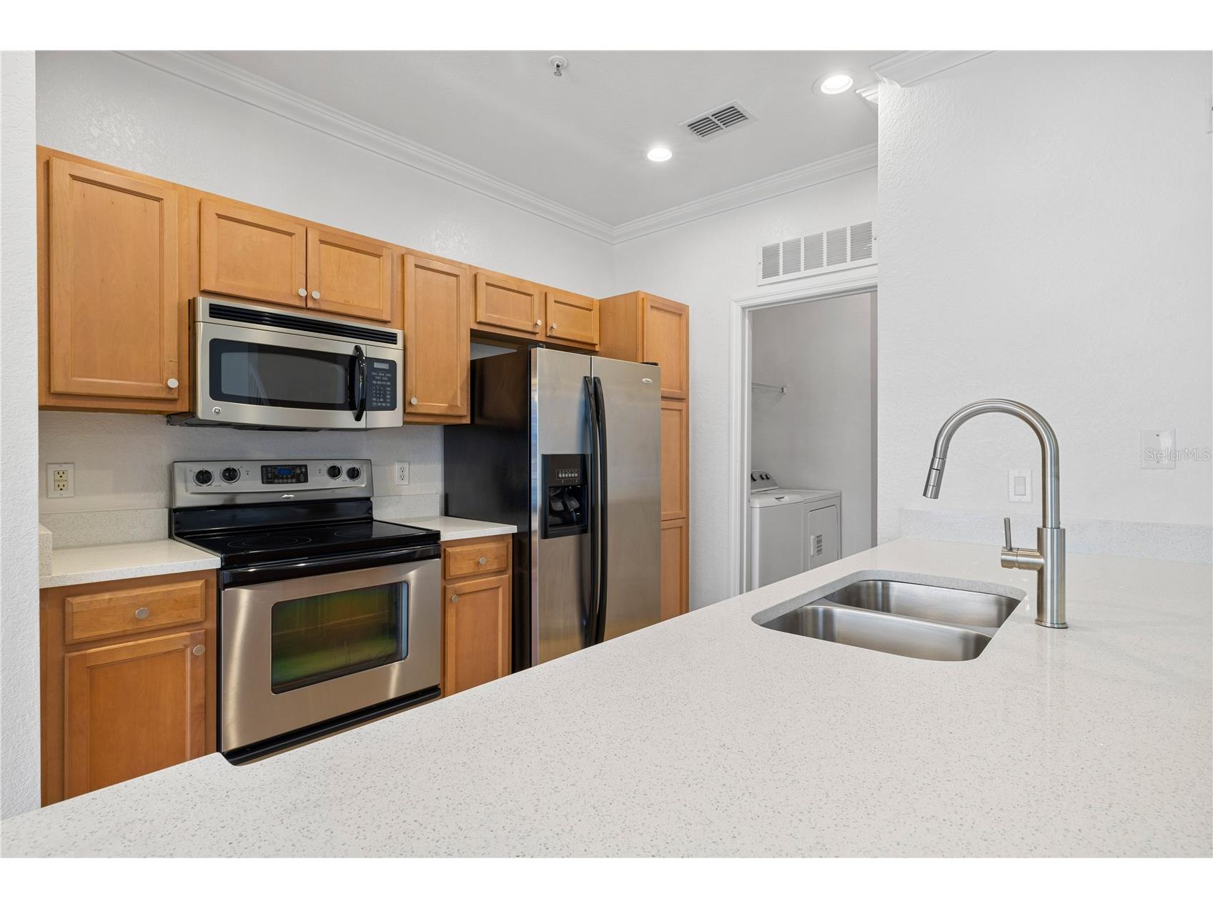 2532 Grand Central Parkway #6 Orlando FL 32839 O6391920 image20