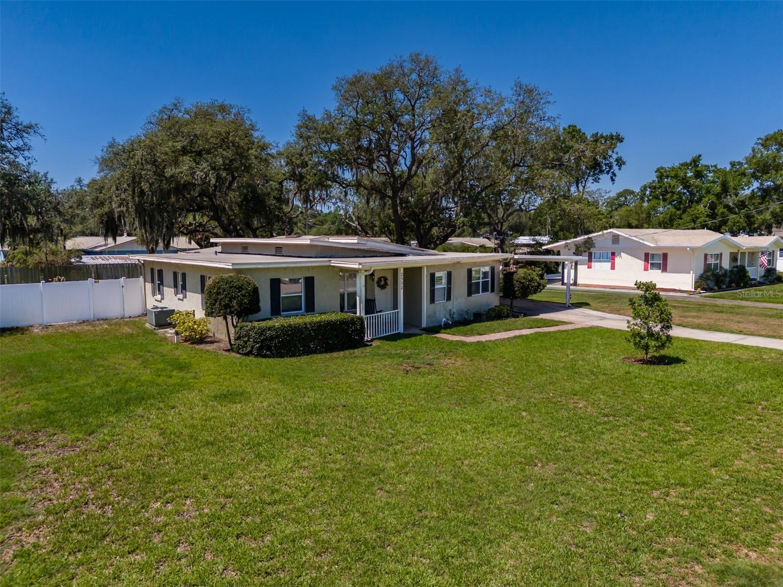 2532 Lake Ellen Lane Tampa FL 33618 TB8509395 image10